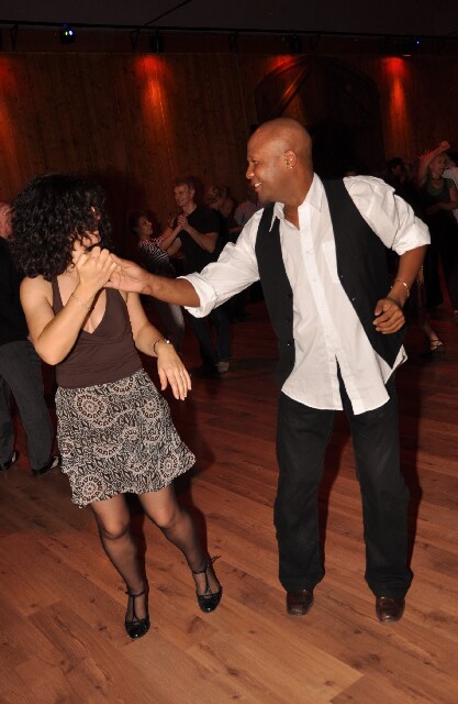 min 2009 11 29 station danse 166